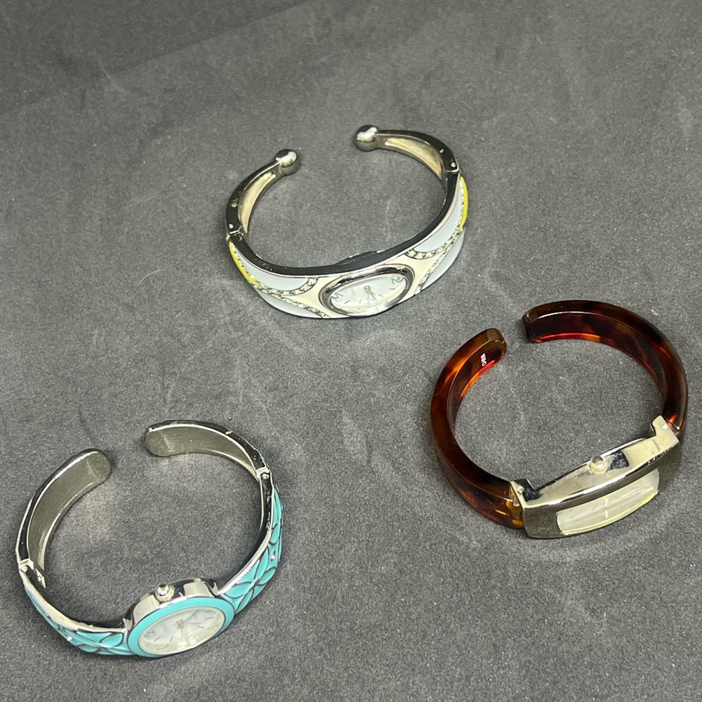 WATCH LOT